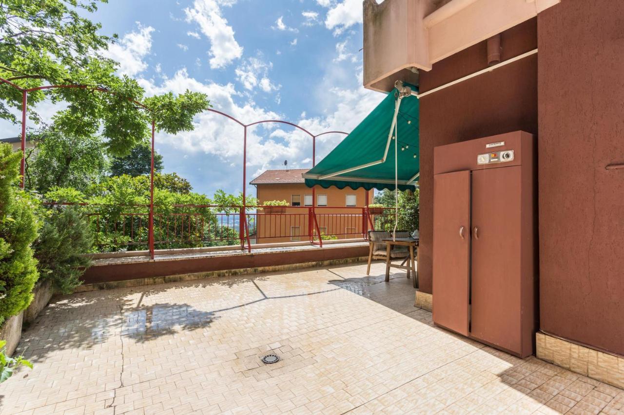 La Terrazza Apartment Brunate Exterior photo